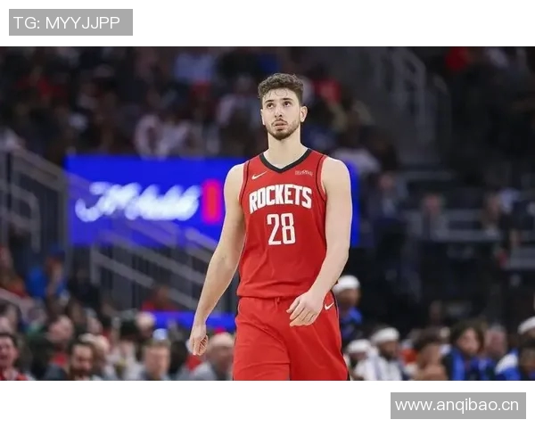 Spears称申京实力超越约基奇认为他是联盟前15球员之列