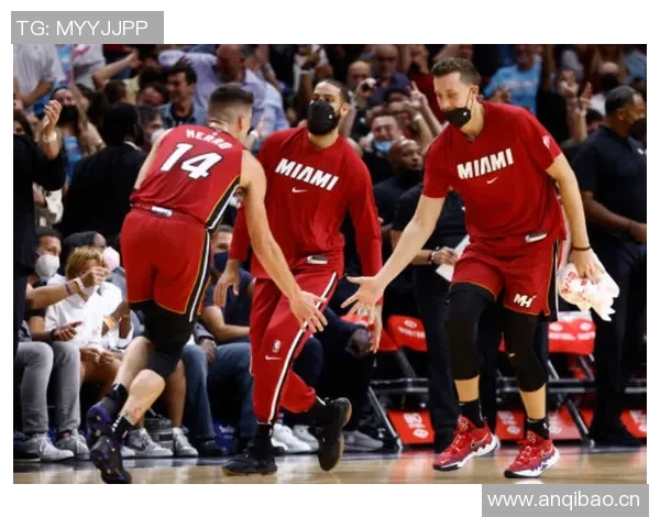 本赛季多库为俱乐部和国家队贡献十球六助攻展现出色状态