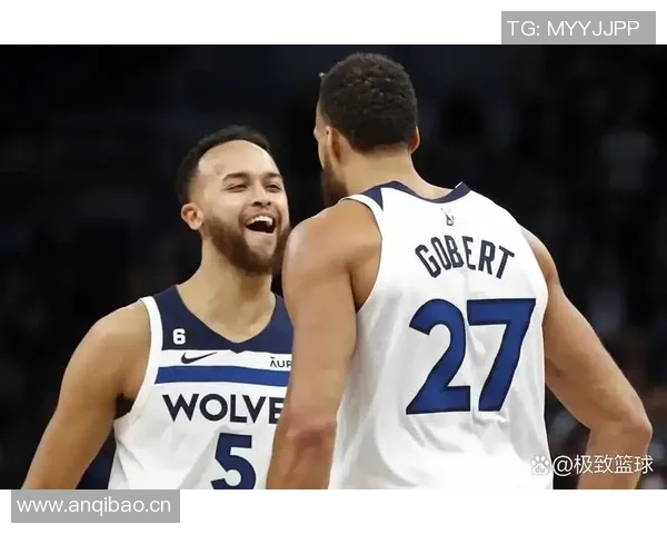 戈贝尔半场表现抢眼11分8板3助助力球队领先鹈鹕