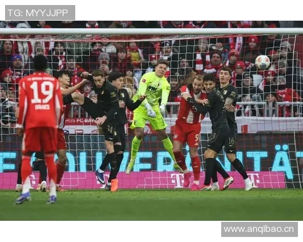 伊藤洋辉精彩抽射破门助拜仁领先萨尔茨堡迎来2026年首球