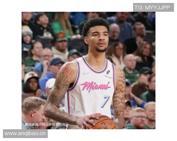 韦尔表现抢眼内线屏障助力球队场均145分145板展现统治力