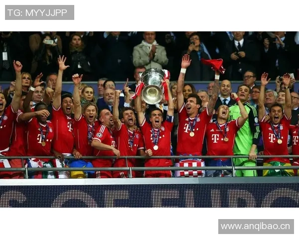 欧冠同日精彩对决来袭你最期待哪场比赛能看几场呢